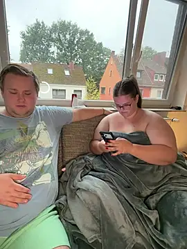 CurvyPaar2 라이브 XXX 채팅