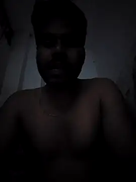 Raaz_5690 élő XXX-chatje