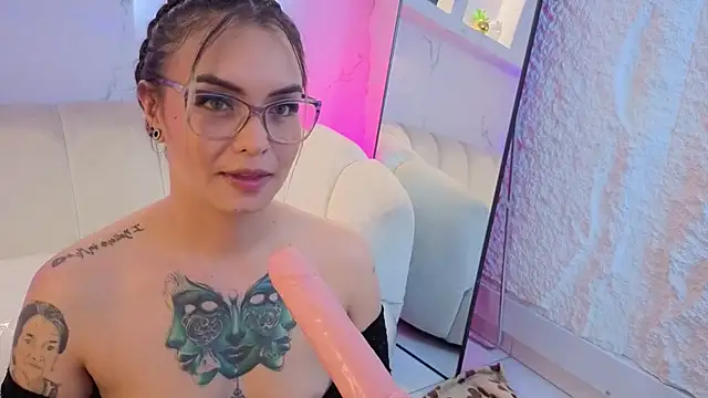 zarcasutra_t live XXX chat