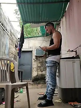 PIGHIGHDIRTY_p0 Show in webcam