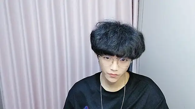 wssoo11's Live XXX Chat