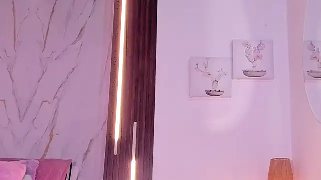 mia_six66 লাইভ XXX চ্যাট