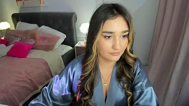 צ'אט XXX בשידור חי של GoldenHeart_1