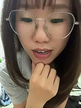 SunnyMist000 网络视讯表演
