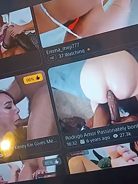 Moon-her_is' Live XXX Chat