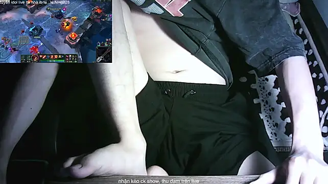 צ'אט XXX בשידור חי  של Kangc369