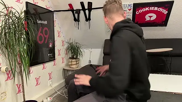 Cookieboy88 Live XXX-chat