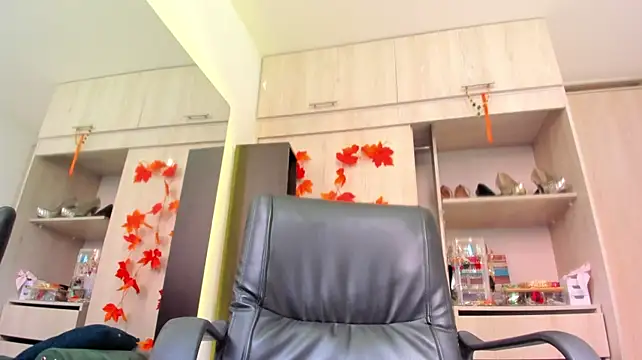 دردشة BellaFlaming الجنسية المباشرة