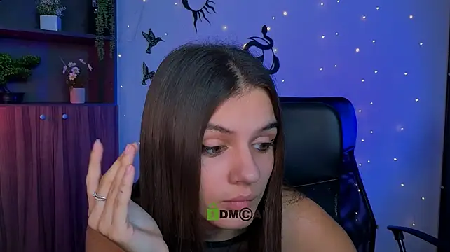 lisa_dark_ élő XXX-chatje
