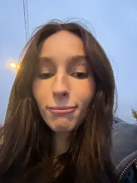 -missbehaving- Chat XXX live