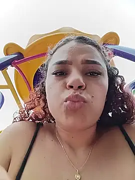 Mommy-Hot live XXX chat