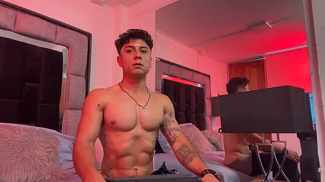 MR_MUSCLEのライブXXXチャット