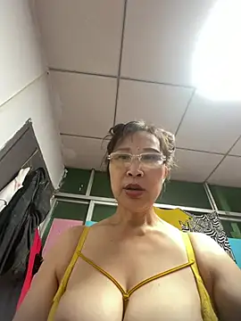 Catlady66 Live XXX Chat