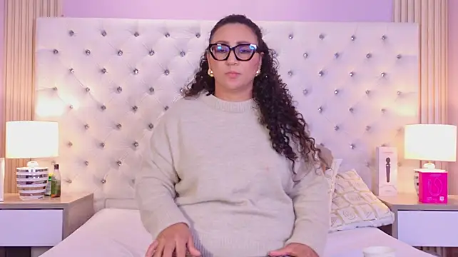 VaniaRouse Chat XXX live