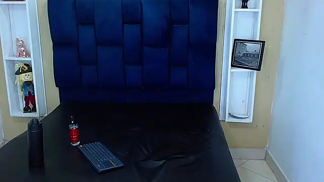 Онлайн чат XXX GoldenBoy_23