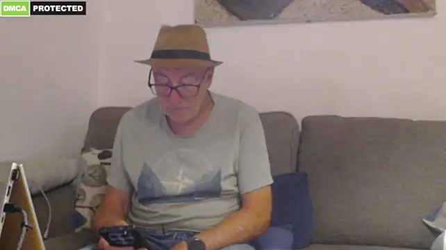 XXX chat uživo modela bluedae1