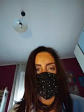 Онлайн чат XXX Akemi_rossi