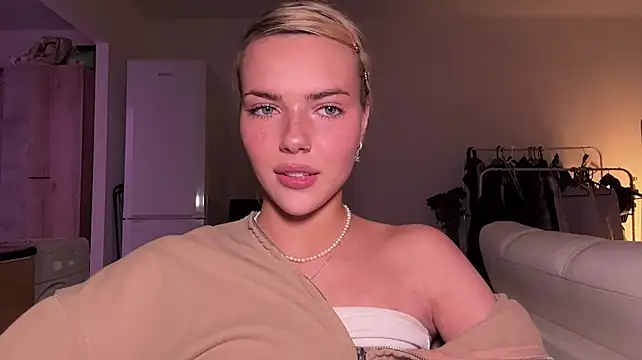 Živý XXX chat ChristelDuncombe