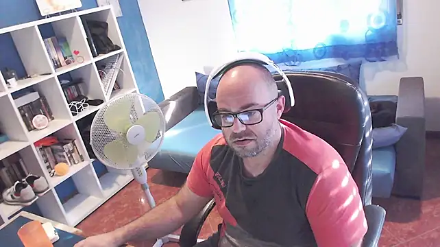 Chat +18 de ravingr4d4 ao vivo