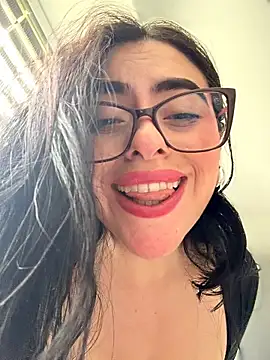 Wkatte Adlı Modelin Canlı XXX Sohbeti