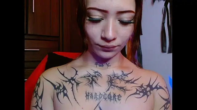 Victoria-Moon's Live XXX Chat