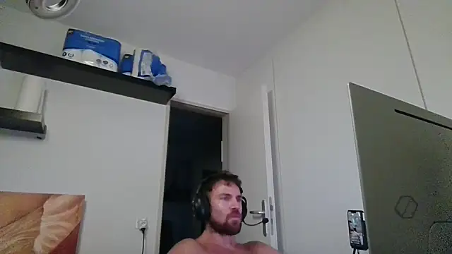 Chatroom XXX en direct de alpha-hunk