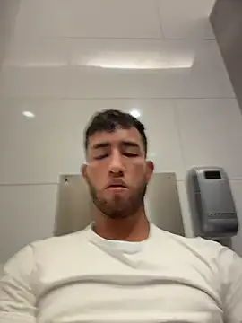 liam_bronwのライブXXXチャット