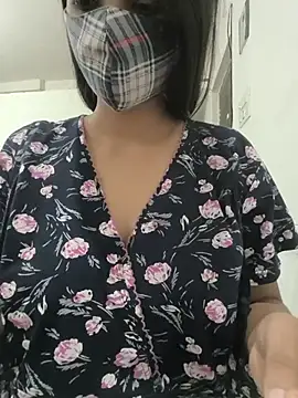 Chat +18 de AngelNitya ao vivo