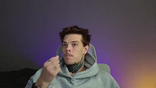 Онлайн чат XXX DENIS_HERE