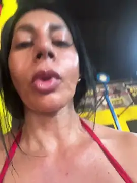 kenia_castro1 – Live XXX-chat