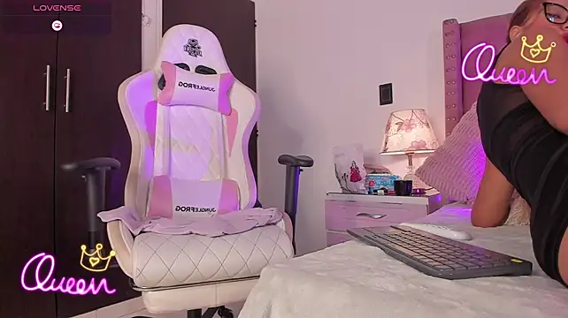 AuroraSim's Live XXX Chat