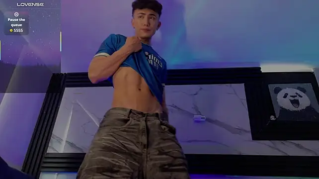 Saimonvela Chat XXX live