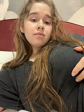 HornyGirlH Webcam-Show