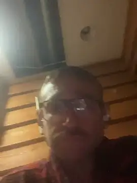Chat +18 de MaxSpadeErotica ao vivo