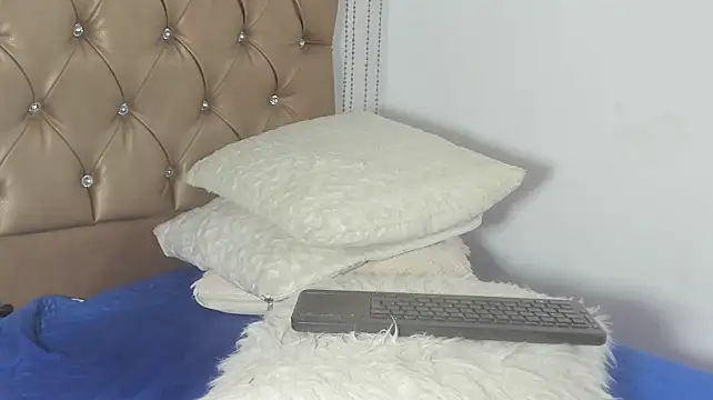 Chat +18 de liz_katherine ao vivo