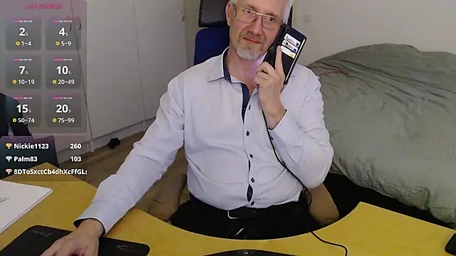 tom-swede Adlı Modelin Canlı XXX Sohbeti
