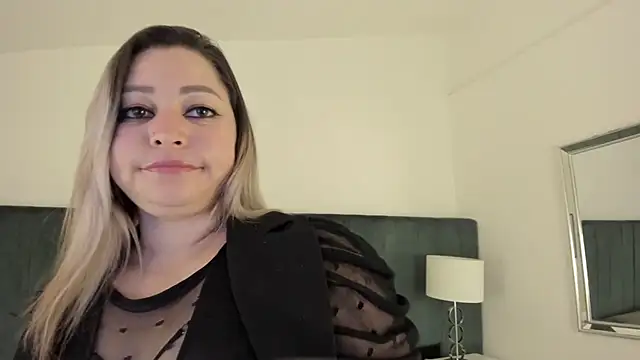 PandoraB_'s Live XXX Chat