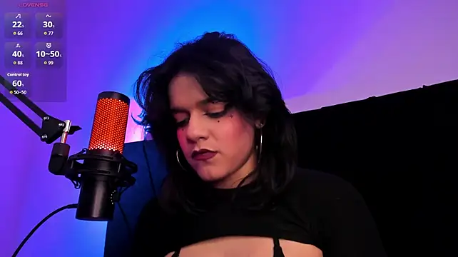 Czat XXX na żywo – Valeriekay__