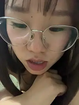 SunnyMist000 网络视讯表演
