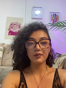Chat +18 de CurlyMeryJane ao vivo