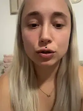 Chat XXX ao vivo de stelli_99