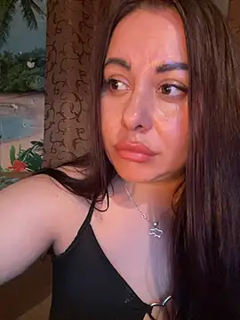 Chat +18 de DaisyStreet ao vivo