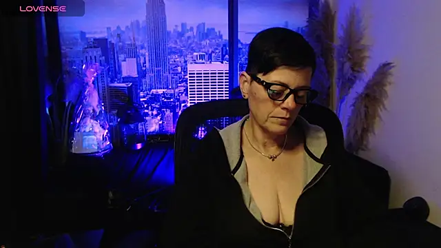 Chat +18 de ninarandmann ao vivo