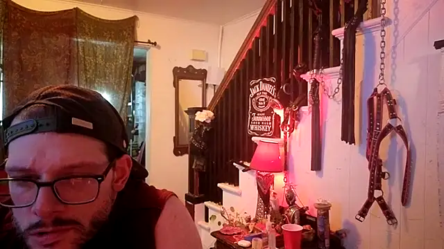 MasterDaddyCool live XXX chat