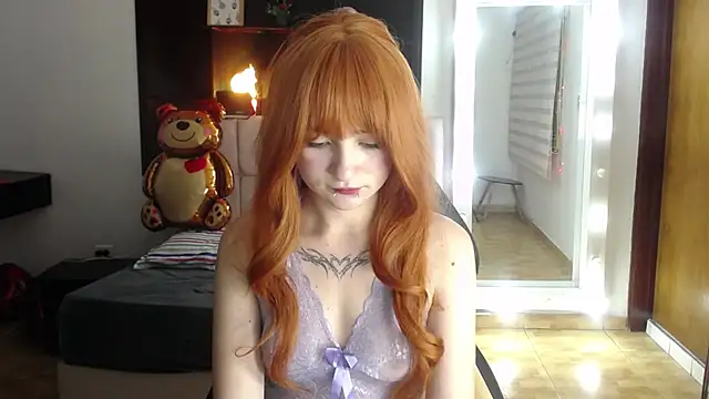 _Charlotte_Collins_のライブXXXチャット