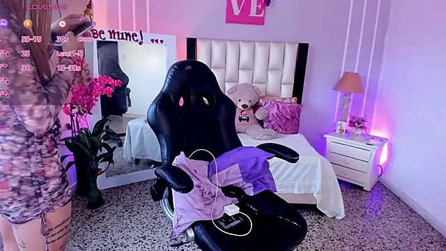 Andy_Gamboa élő XXX-chatje