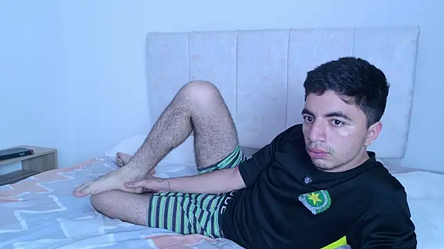 manuel_oa Adlı Modelin Canlı XXX Sohbeti