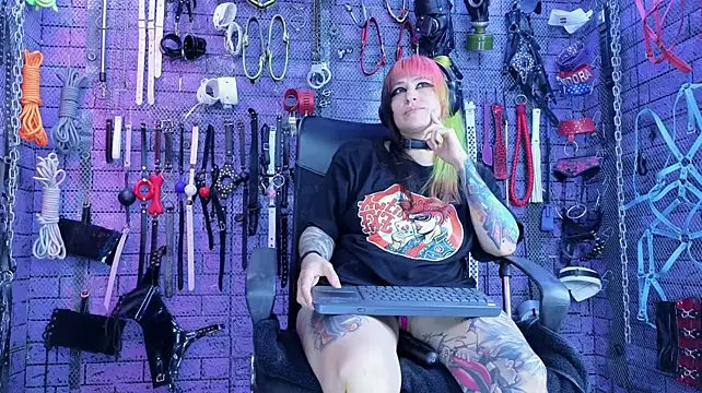 PANDORANEZZ Chat XXX in diretta