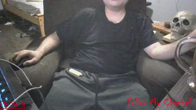 Nb1979's Live XXX Chat
