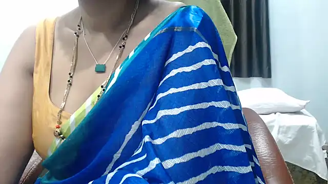 sunitha-3 Obrolan Langsung XXX